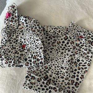 Victoria’s Secret pajama set